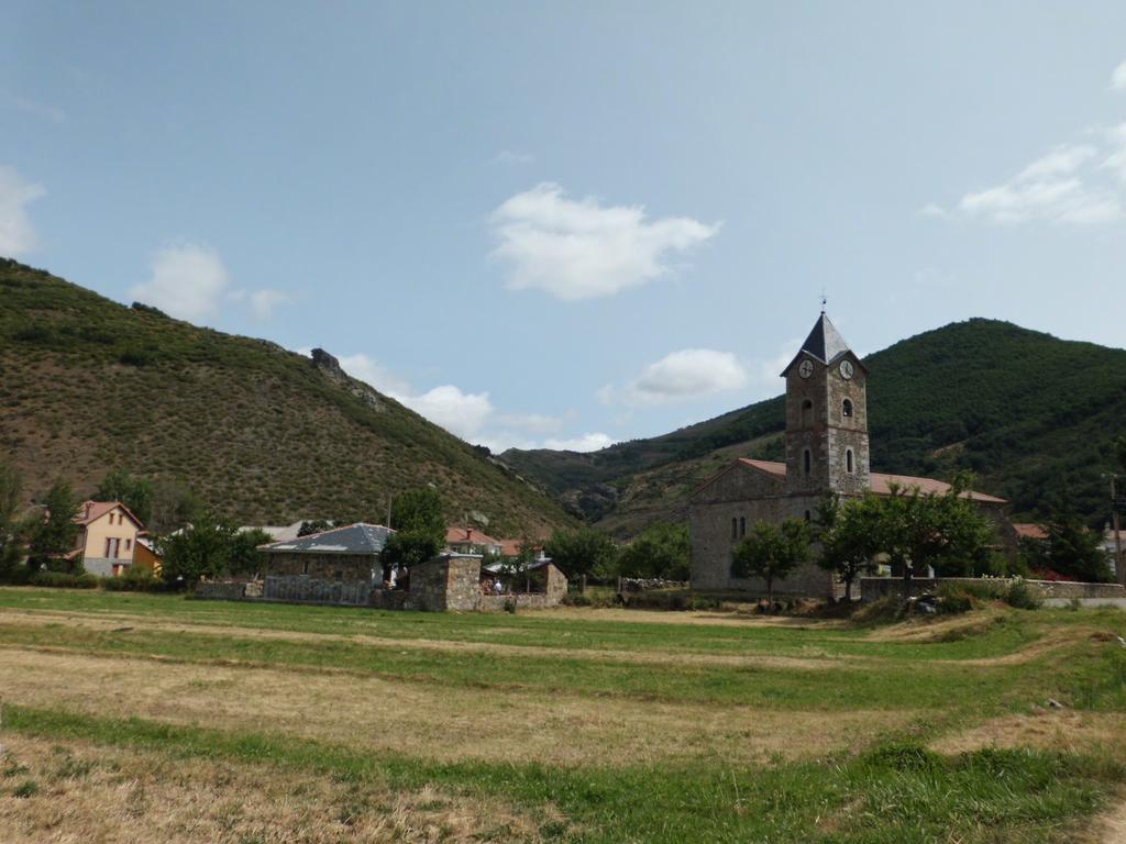 Casa Rural La Altanera Барньедо-де-ла-Рейна Экстерьер фото